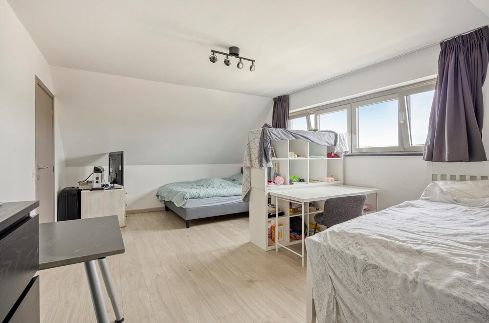 duplexappartement-met-2-slpks-te-koop-in-centrum-van-essen-023.jpg