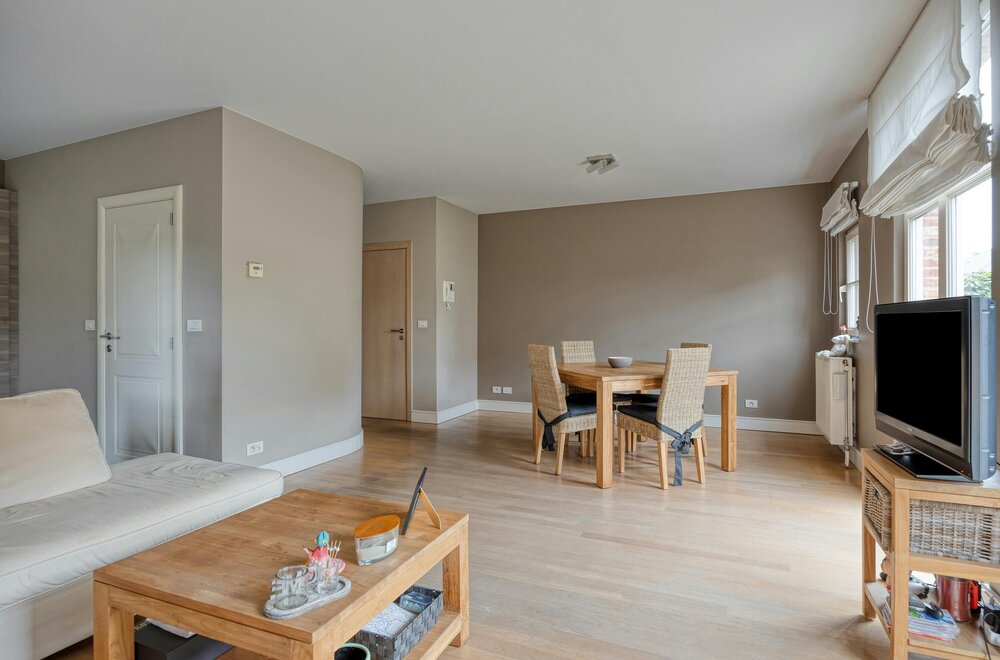 instapklaar-gelijkvloers-appartement-te-koop-in-kruibeke003.jpg