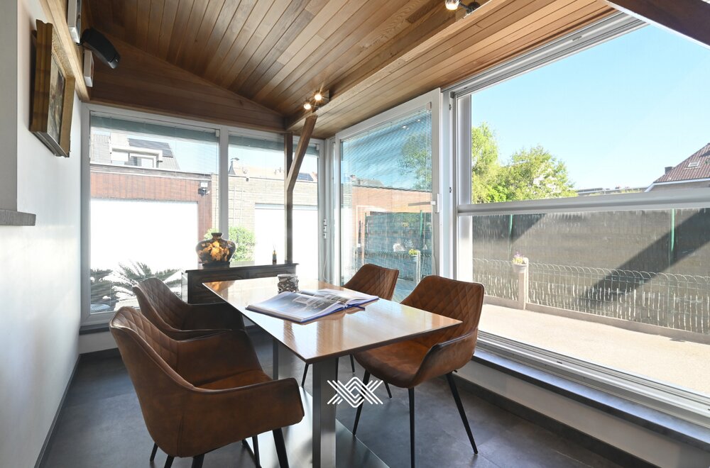 rustig-wonen-in-een-gemoderniseerde-koppelwoning003.jpg
