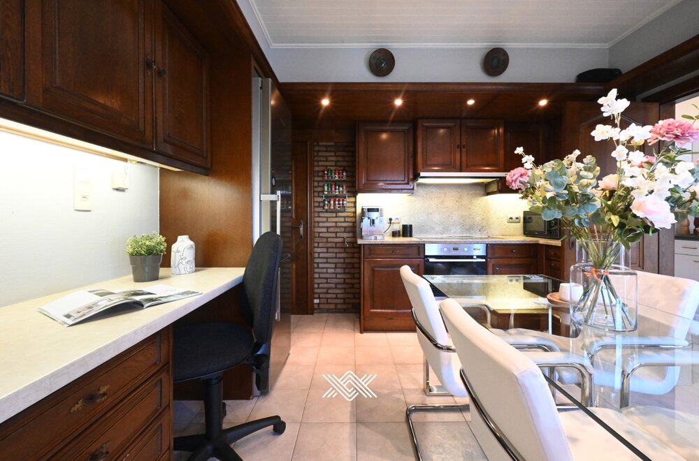 rustig-wonen-in-een-gemoderniseerde-koppelwoning006.jpg