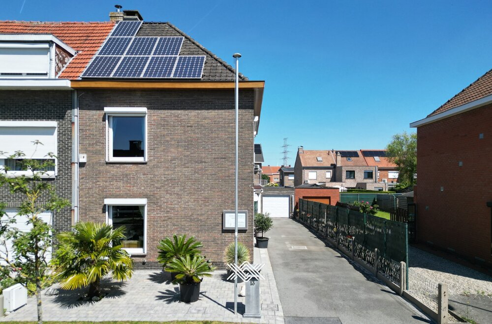 rustig-wonen-in-een-gemoderniseerde-koppelwoning018.jpg