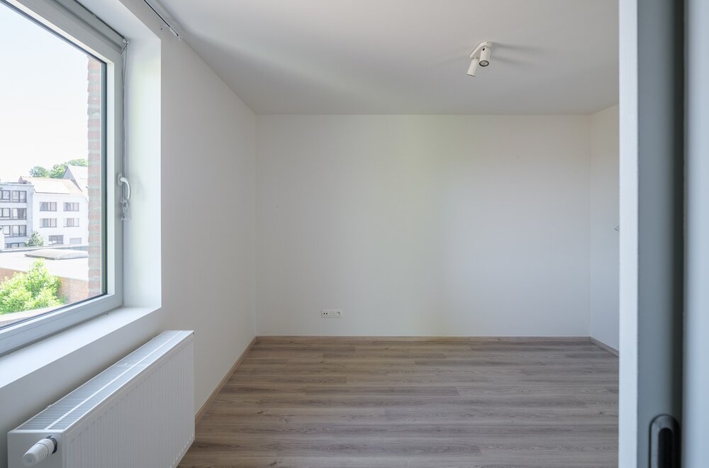 -la-margarita-ronse-instapklaar-wonen-of-slim-investeren-met-zicht-op-1-hectare-groen-014.jpg