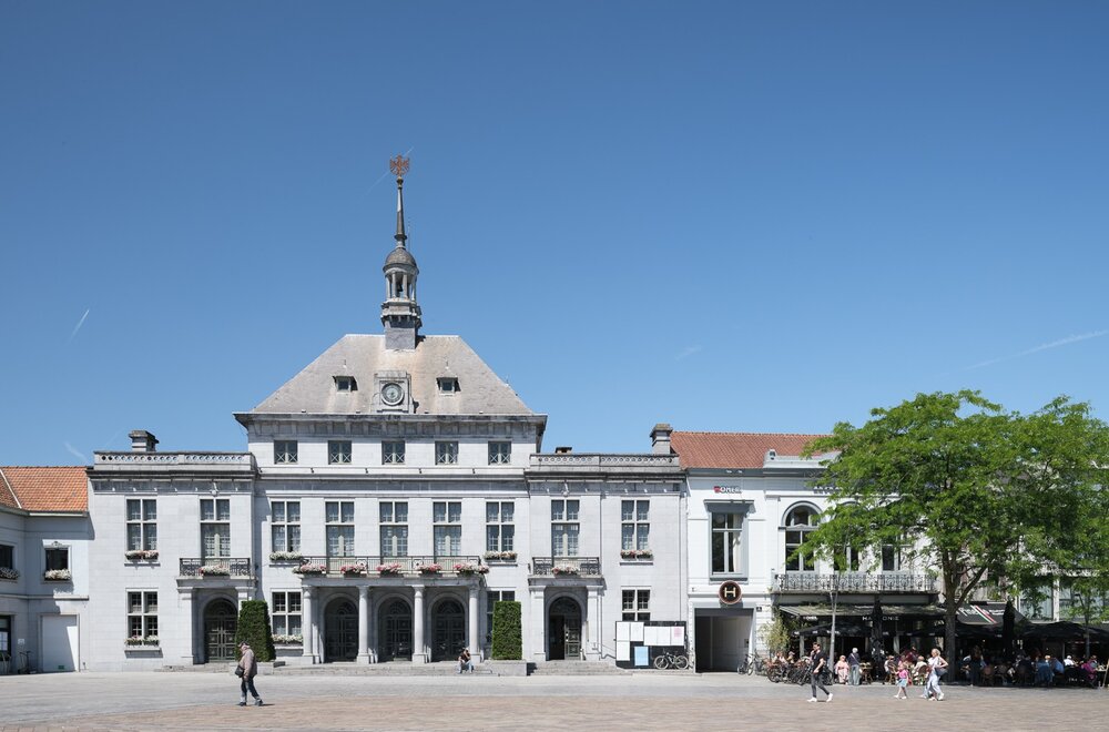 -la-margarita-ronse-instapklaar-wonen-of-slim-investeren-met-zicht-op-1-hectare-groen-036.jpg