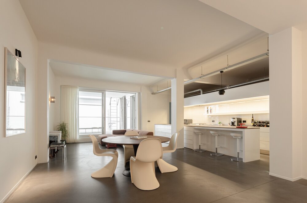 stoer-en-industrieel-loft-met-groot-terras001.jpg