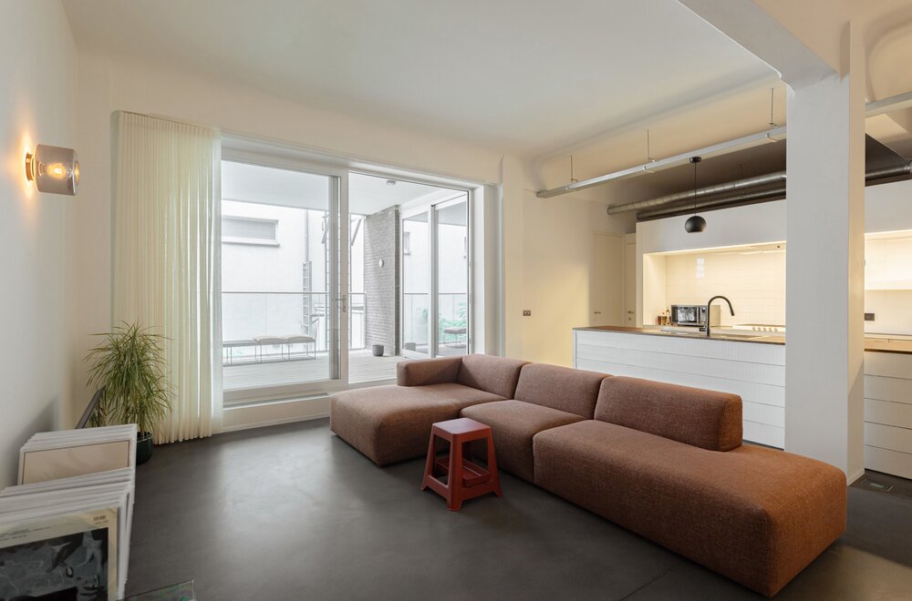 stoer-en-industrieel-loft-met-groot-terras010.jpg