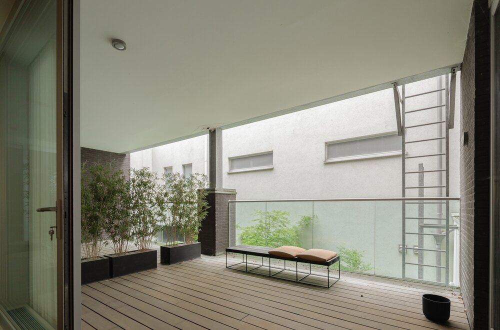 stoer-en-industrieel-loft-met-groot-terras012.jpg