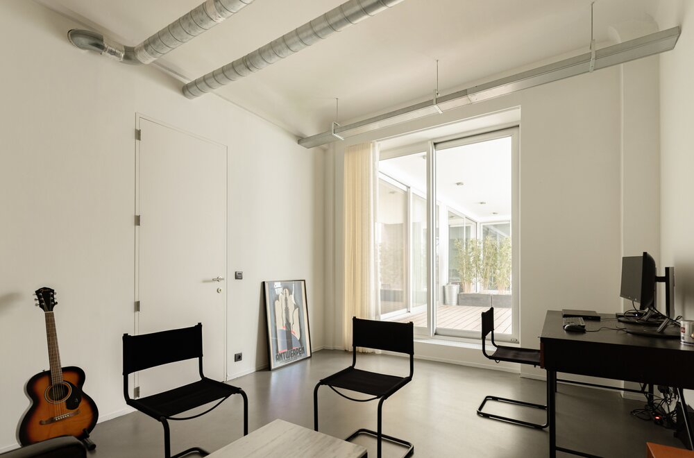 stoer-en-industrieel-loft-met-groot-terras013.jpg