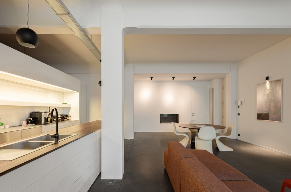 stoer-en-industrieel-loft-met-groot-terras018.jpg