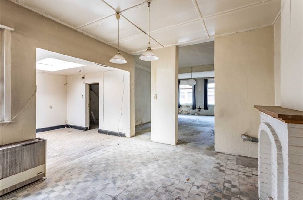 karaktervolle-renovatiewoning-met-zonnige-tuin-in-miljoenenkwartier011.jpg