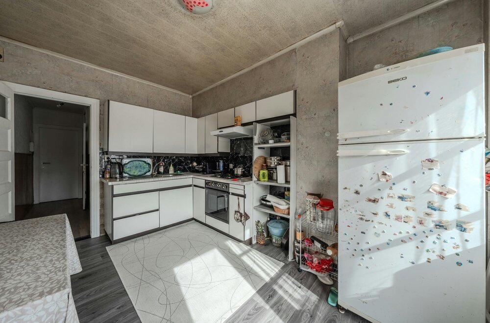 ruime-woning-met-garage-en-opslagruimte-te-oostende007.jpg