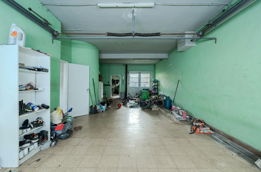 ruime-woning-met-garage-en-opslagruimte-te-oostende020.jpg