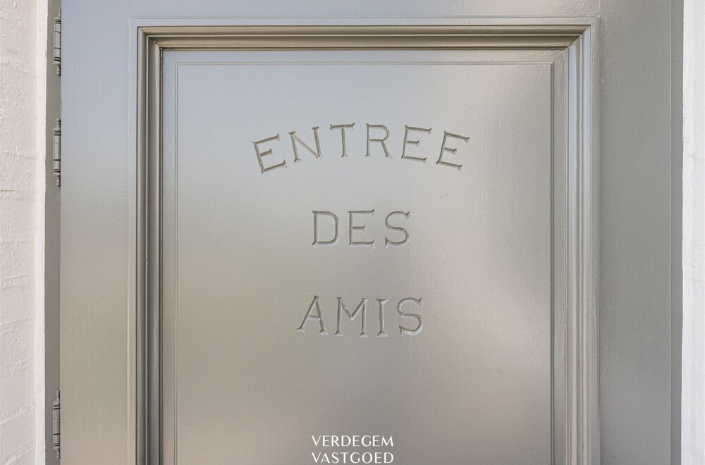 uiterst-commercieel-gelegen-handelspand-met-woonst-voor-horeca-of-kantoren007.jpg