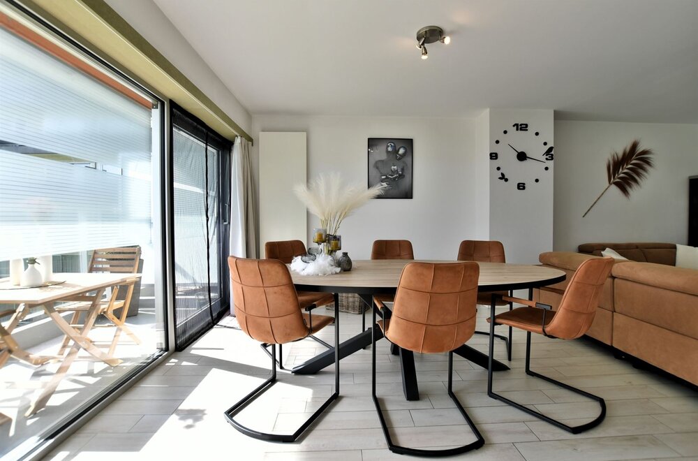 prachtig-volledig-vernieuwd-appartement-met-bijzonder-goede-ligging-aan-brusselse-forten-002.jpg