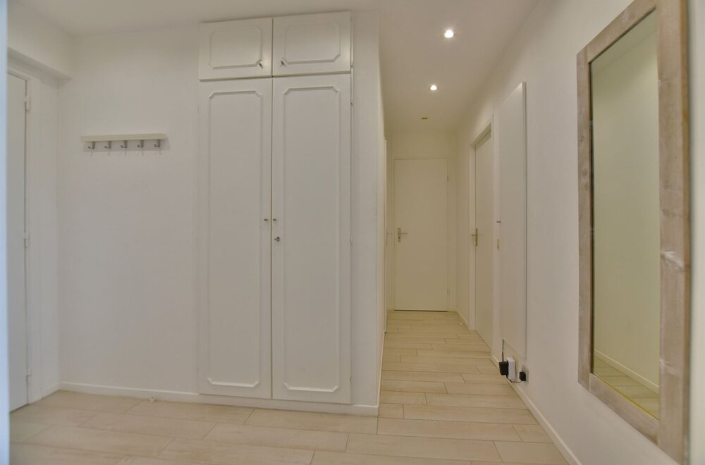 prachtig-volledig-vernieuwd-appartement-met-bijzonder-goede-ligging-aan-brusselse-forten-009.jpg