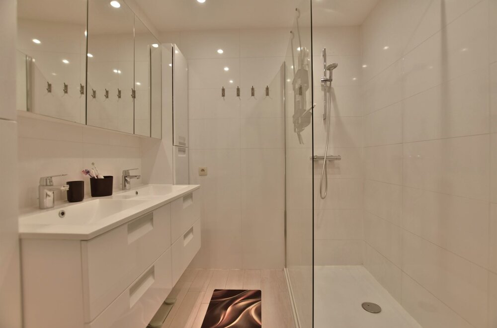 prachtig-volledig-vernieuwd-appartement-met-bijzonder-goede-ligging-aan-brusselse-forten-011.jpg