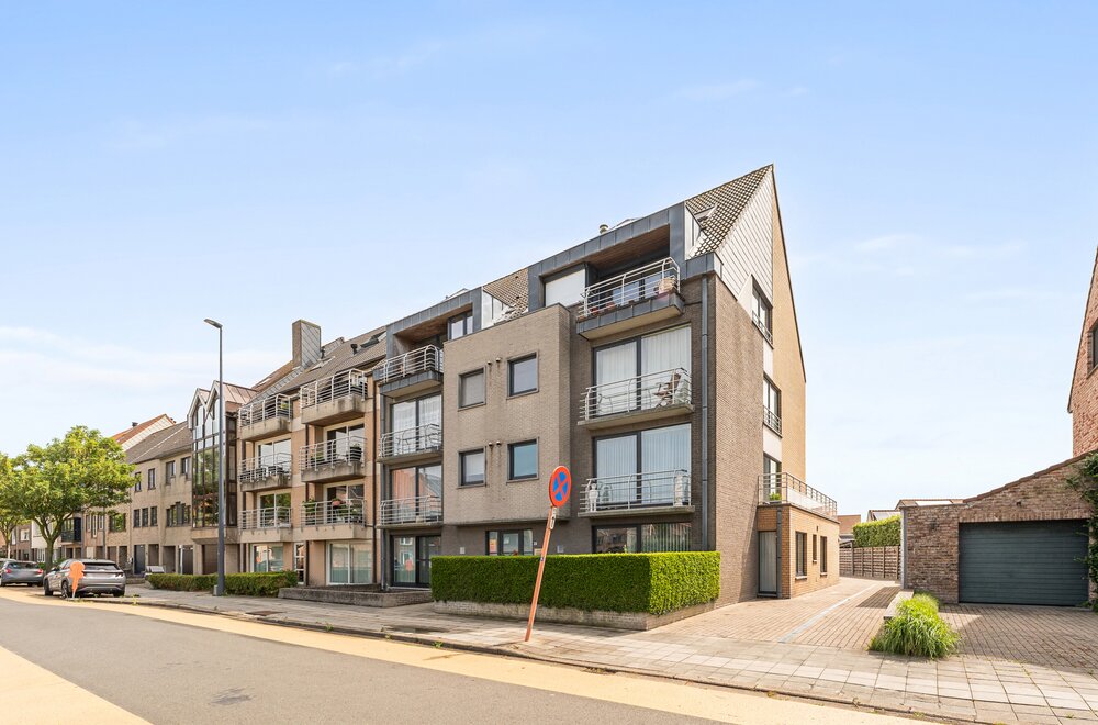 ruim-gelijkvloers-appartement-met-zonnige-tuin002.jpg