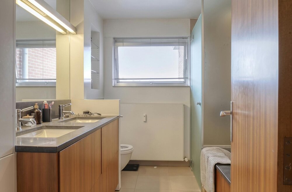 duplex-appartement-met-5-slp-en-2-badkamers-in-merksem016.jpg