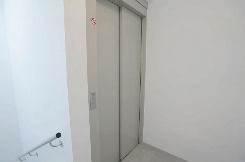 jong-dakappartement-met-zicht-op-nieuw-marktplein-garage016.jpg