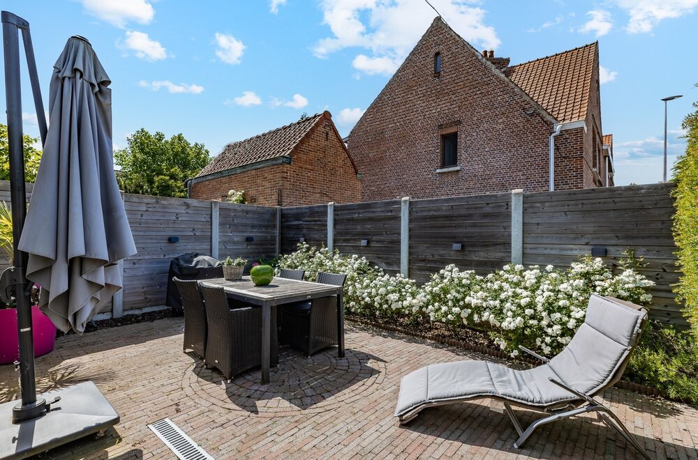 prachtige-woning-met-3-slks-en-dubbele-garage-op-topligging023.jpg