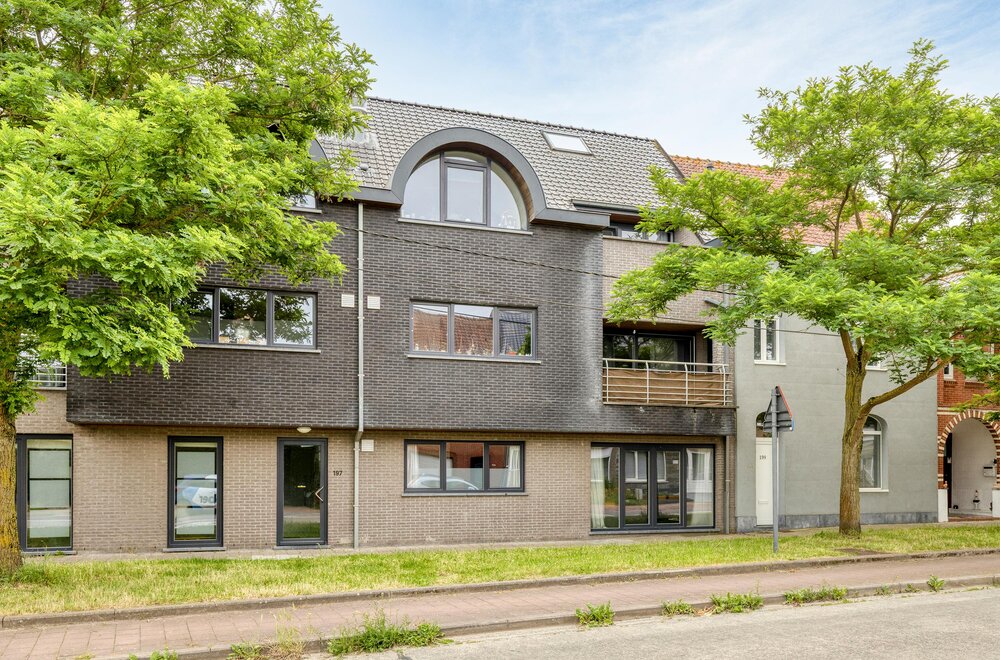 lichtrijk-appartement-met-2-slaapkamers-en-ruime-buitenruimte-te-zwijnaarde012.jpg