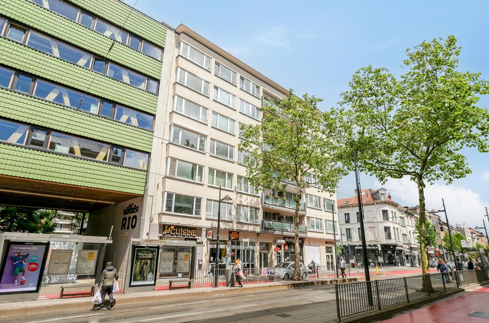 drie-slaapkamer-appartement-van-118-m-te-koop-in-borgerhout016.jpg