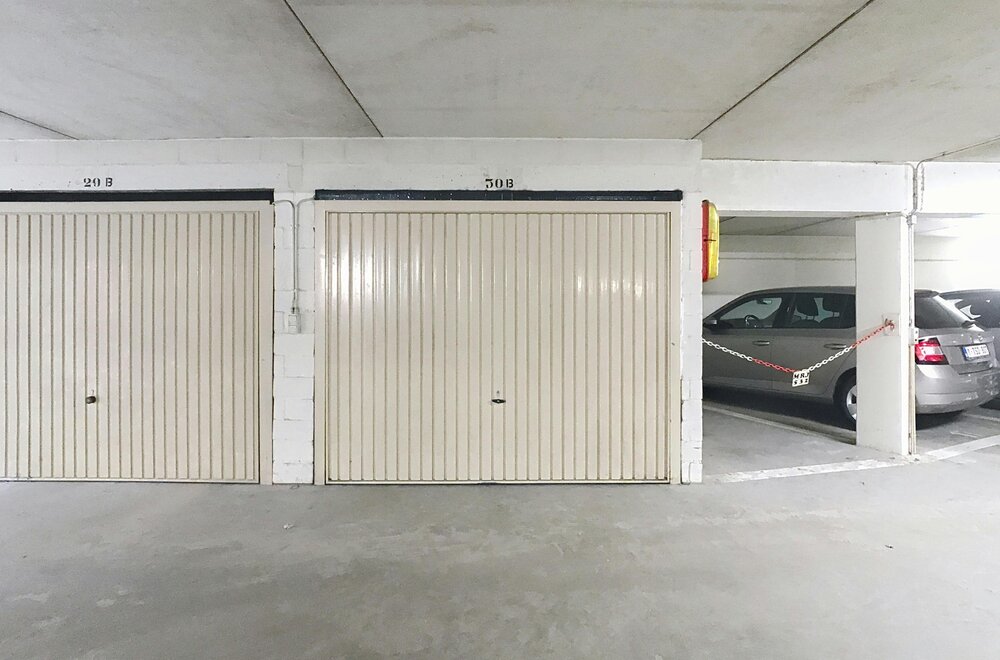 garagebox-te-koop-aan-de-zeedijk-van-middelkerke-005.jpg