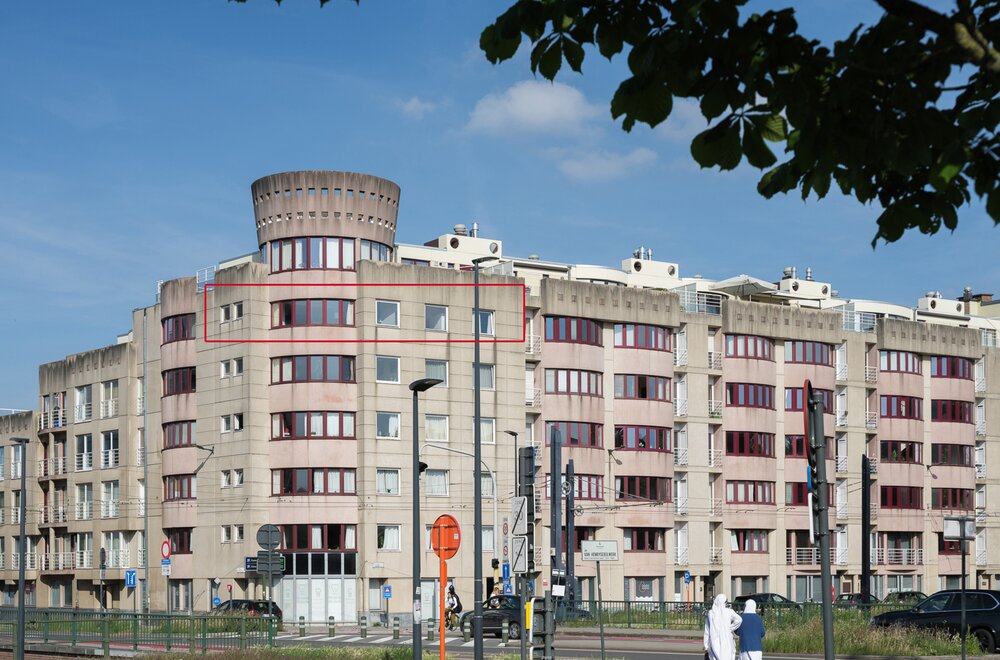 coupure-944-9000-gent002.jpg