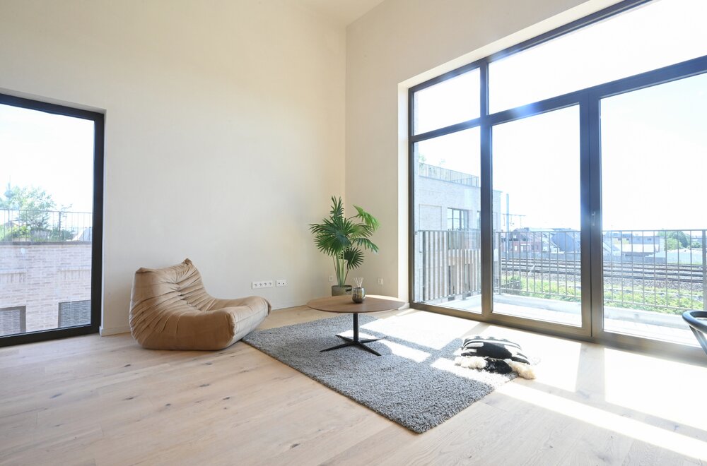 bijzonder-ruim-appartement-op-het-tweede-en-derde-verdiep005.jpg