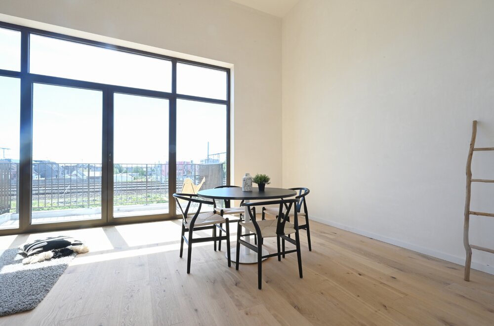 bijzonder-ruim-appartement-op-het-tweede-en-derde-verdiep007.jpg