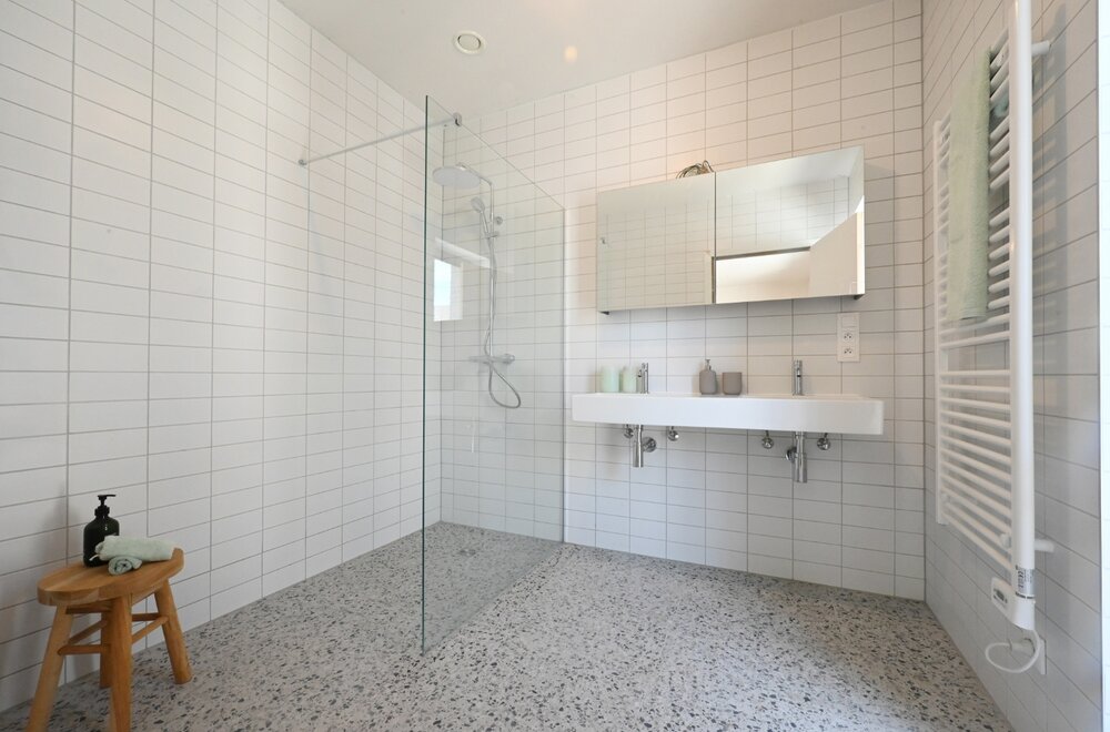 bijzonder-ruim-appartement-op-het-tweede-en-derde-verdiep015.jpg