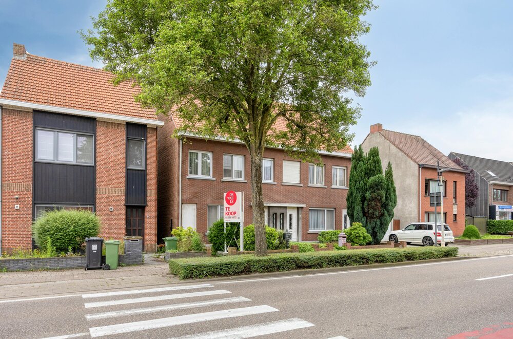 twee-te-renoveren-woningen-en-grond-te-koop-in-wuustwezel-001.jpg