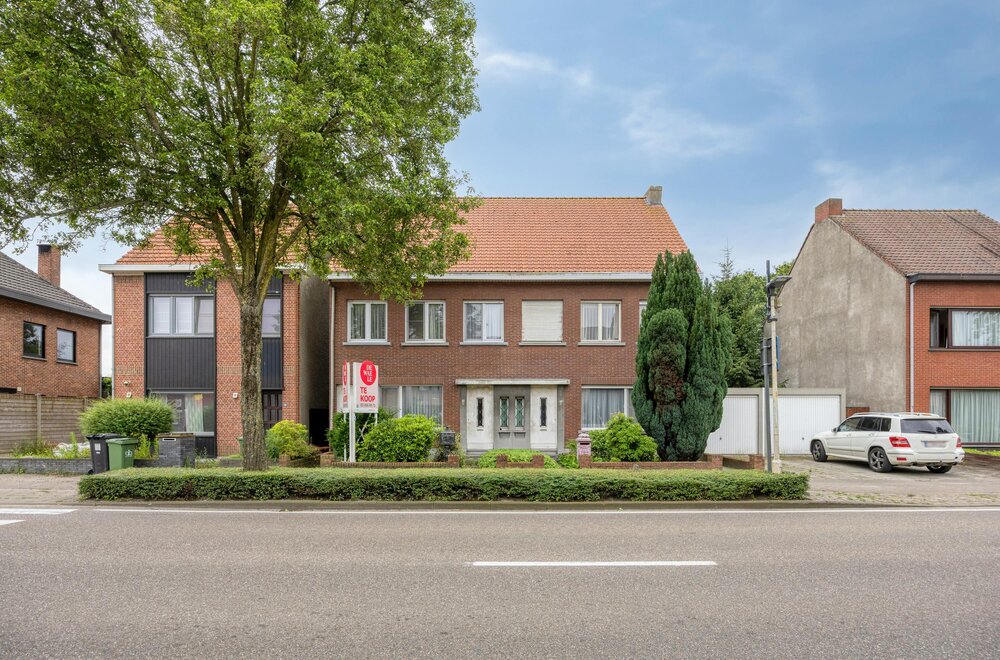 twee-te-renoveren-woningen-en-grond-te-koop-in-wuustwezel-002.jpg