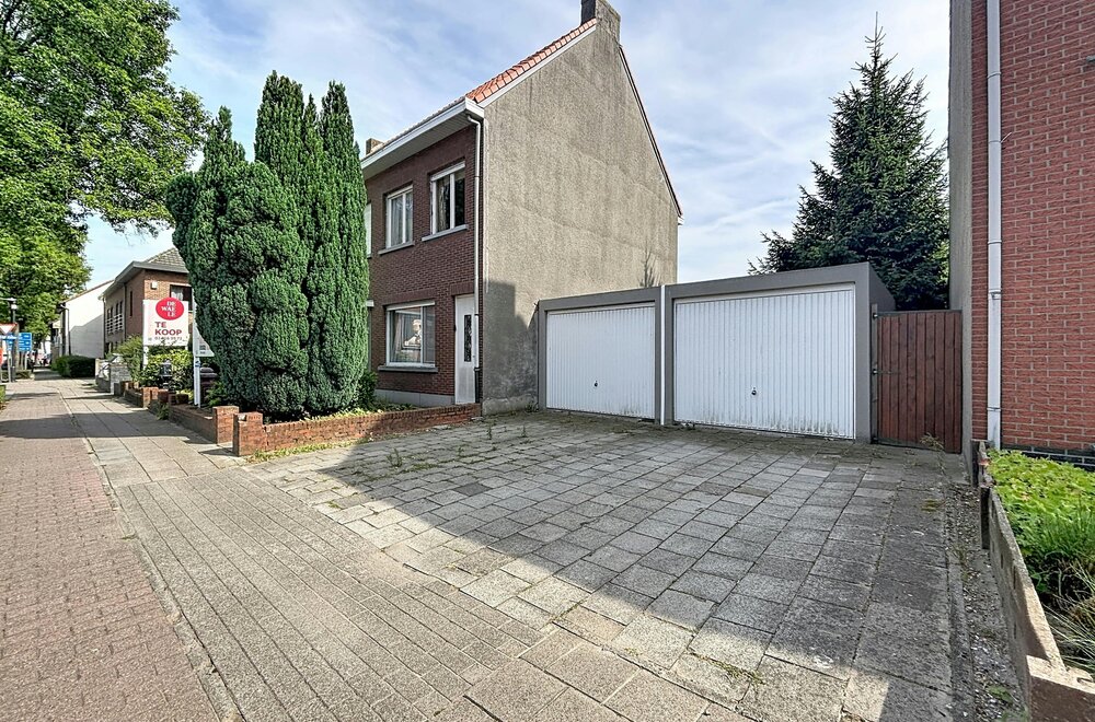 twee-te-renoveren-woningen-en-grond-te-koop-in-wuustwezel-004.jpg