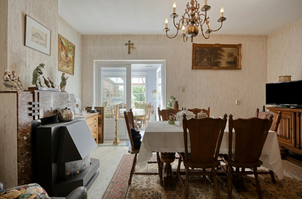 te-renoveren-woning-te-koop-in-wuustwezel-005.jpg