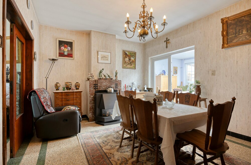 te-renoveren-woning-te-koop-in-wuustwezel-006.jpg