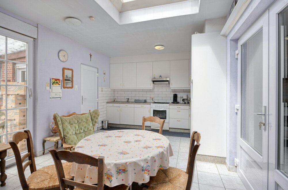 te-renoveren-woning-te-koop-in-wuustwezel-015.jpg