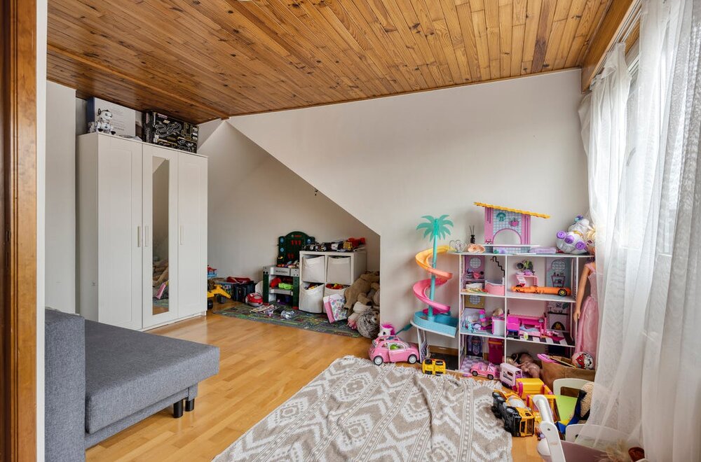 ruime-gezinswoning-met-garage-en-zonnige-tuin-in-strombeek-bever019.jpg