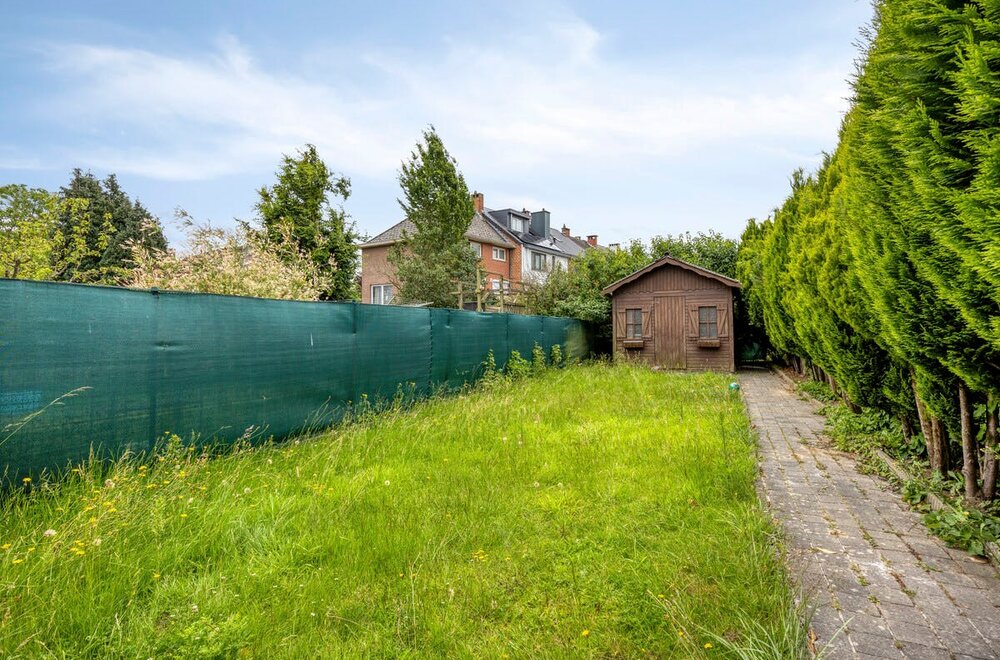 ruime-gezinswoning-met-garage-en-zonnige-tuin-in-strombeek-bever024.jpg