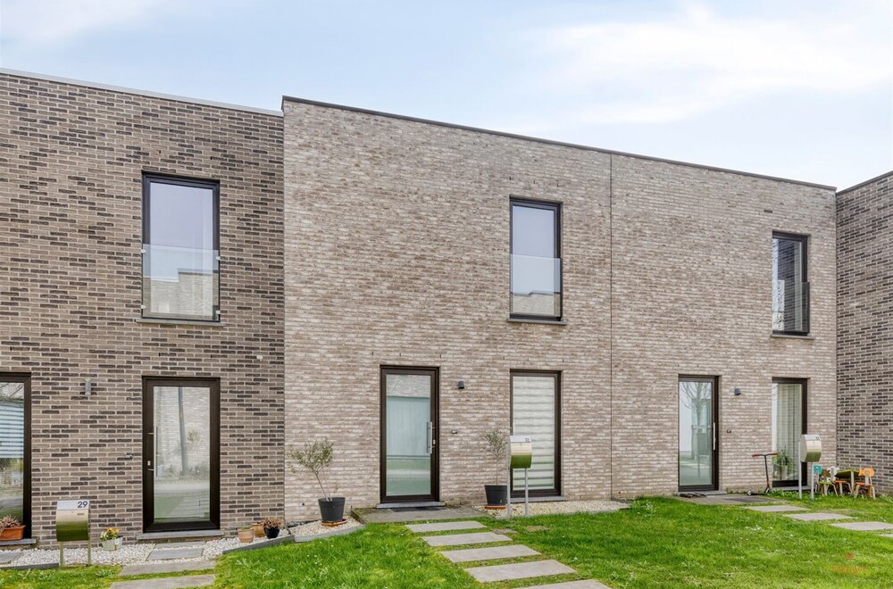nieuwbouwwoning-met-3-slaapkamers-in-rustige-wijk001.jpg