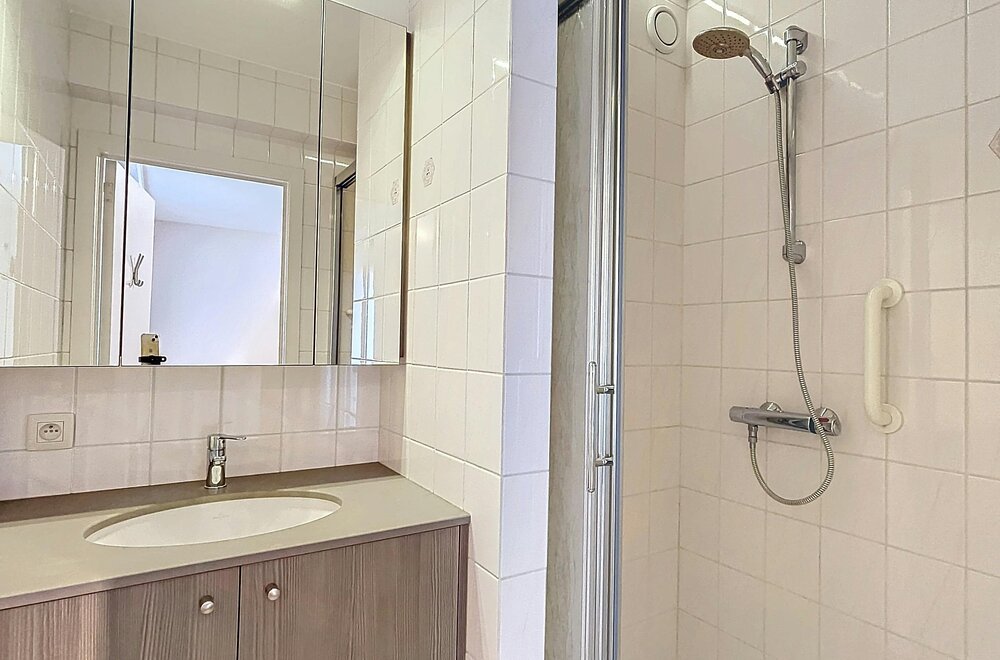 -instapklaar-2-slaapkamerappartement-in-centrum-kortrijk012.jpg
