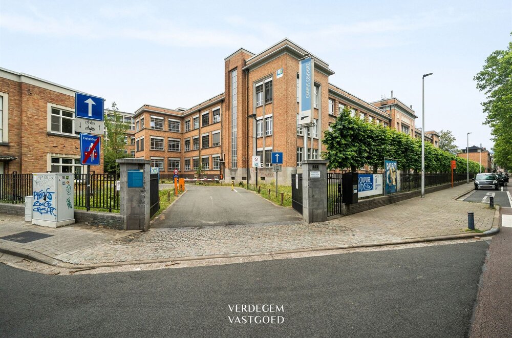 opbrengsteigendom-met-6-studentenkamers-fietsenberging-en-buitenruimte020.jpg