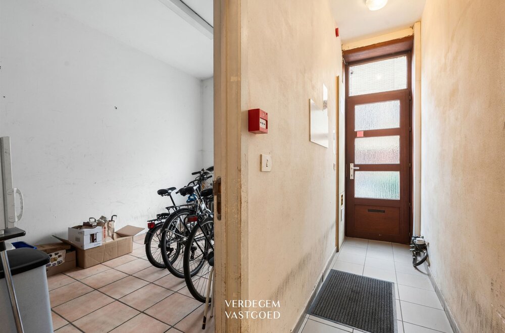 opbrengsteigendom-met-5-studentenkamers-en-gemeenschappelijke-keuken002.jpg