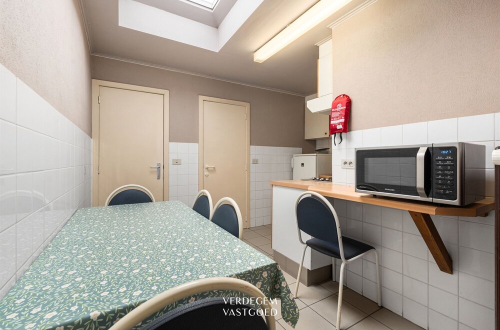 opbrengsteigendom-met-5-studentenkamers-en-gemeenschappelijke-keuken009.jpg
