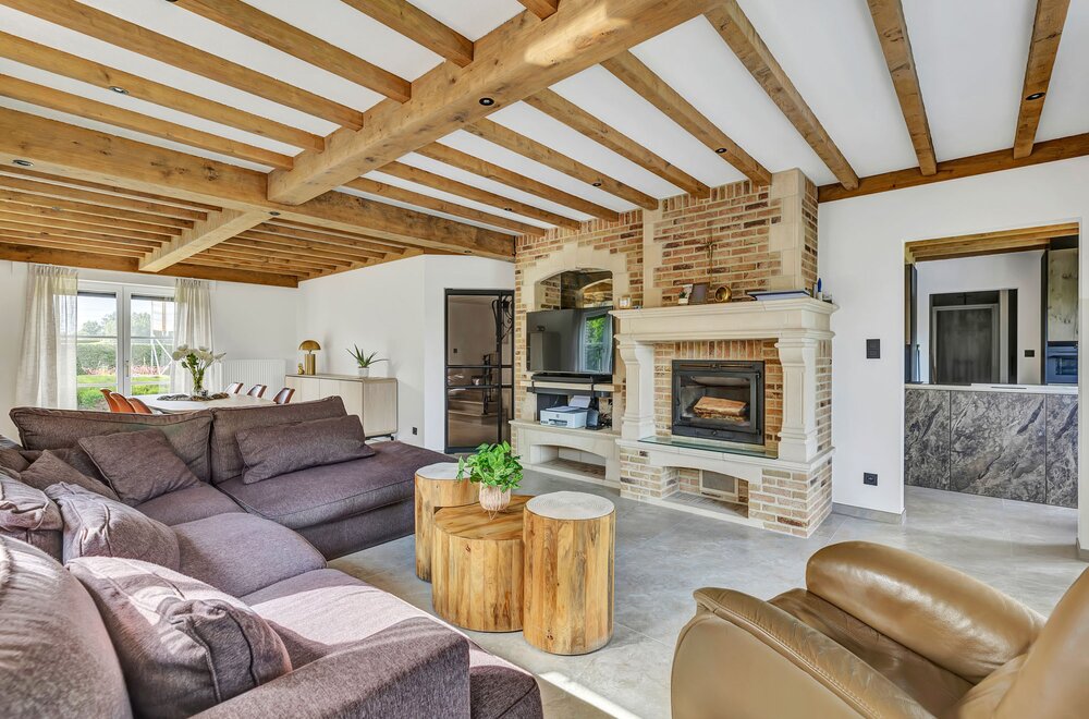 landelijk-stijlvolle-villa-die-recent-werd-gerenoveerd005.jpg
