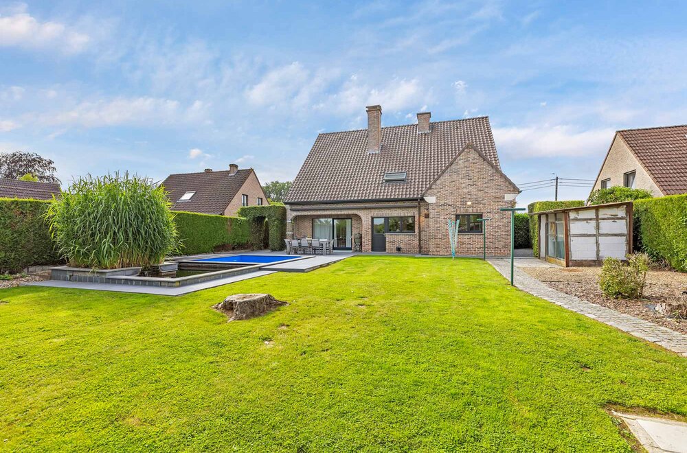 landelijk-stijlvolle-villa-die-recent-werd-gerenoveerd021.jpg