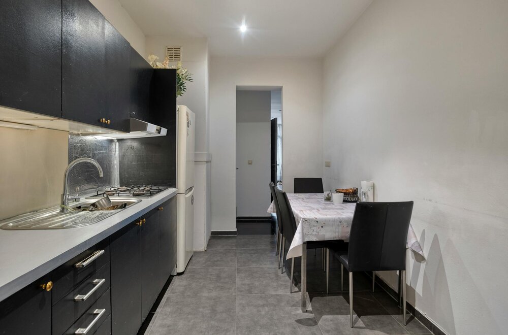 huis-van-ca-220-m-te-koop-in-borgerhout004.jpg