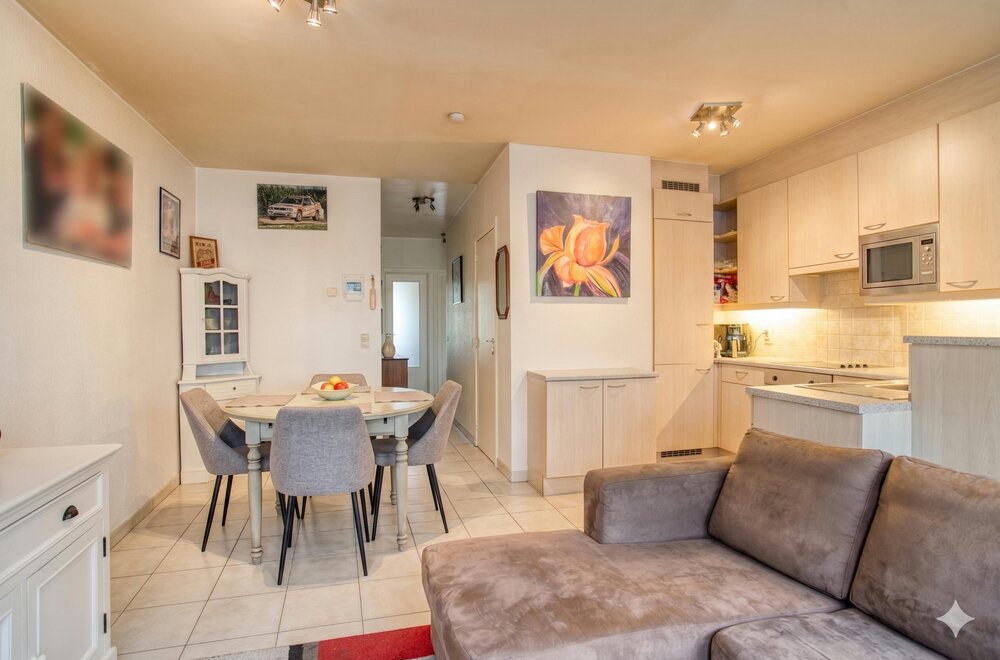 instapklaar-appartement-met-ruim-terras-in-centrum-poperinge003.jpg