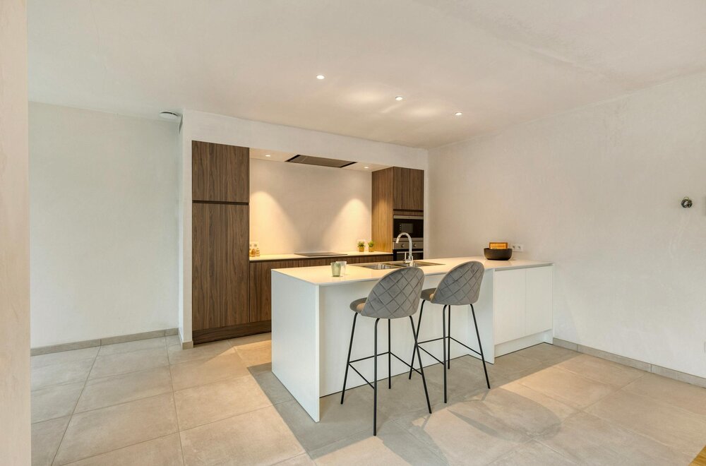 modern-wonen-in-krombeke-hoogwaardig-nieuwbouwhuis-te-koop007.jpg