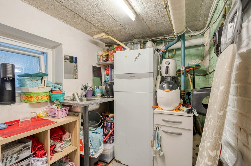 ruime-woning-met-5-kamers-garage-en-tuin-te-koningslo010.jpg