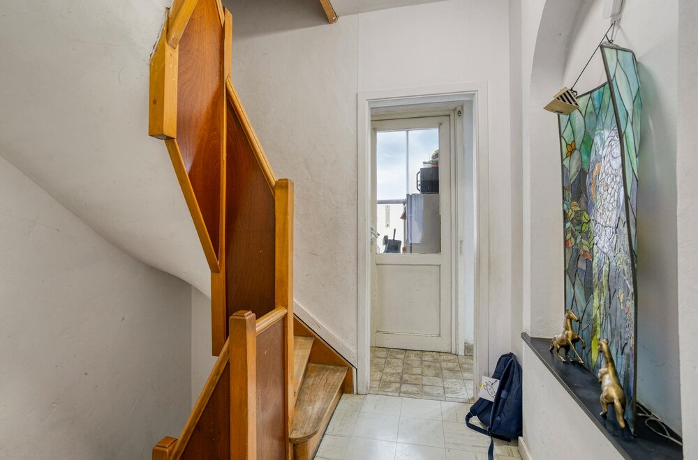 ruime-woning-met-5-kamers-garage-en-tuin-te-koningslo011.jpg
